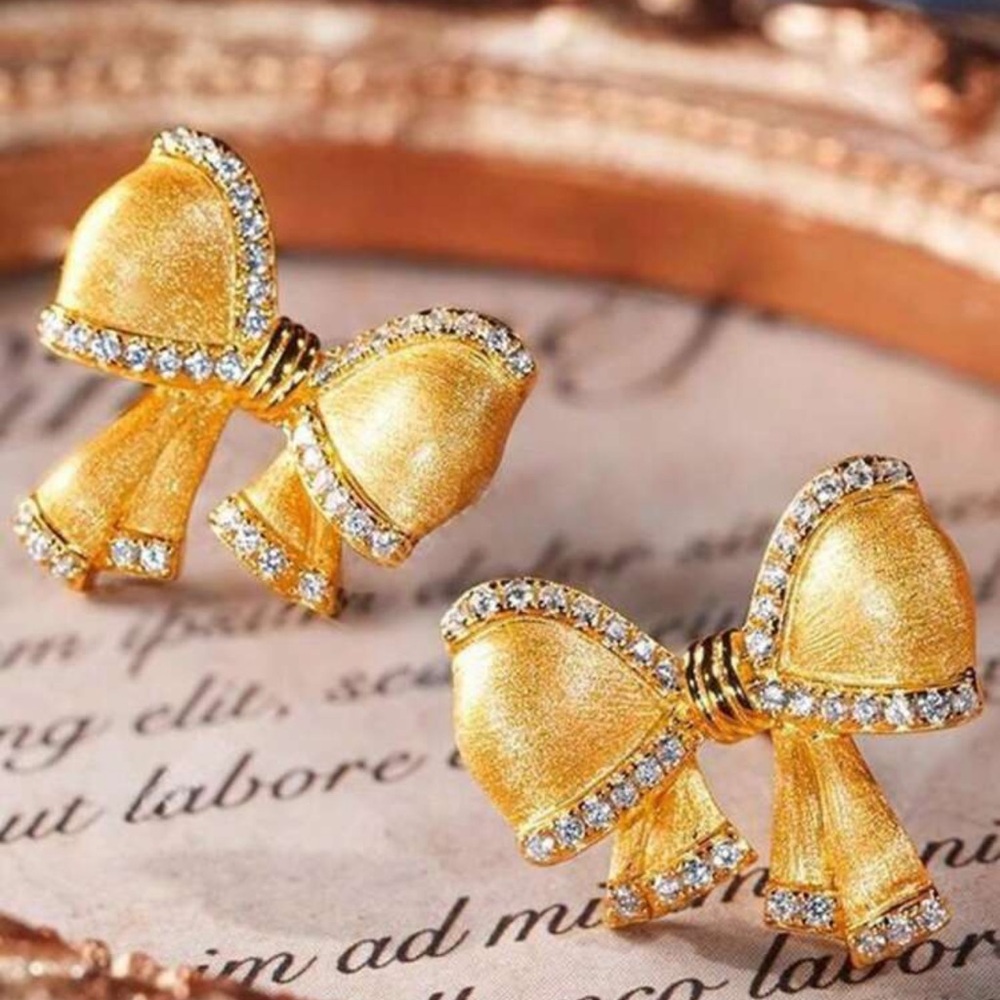 🌹Sale, 2 for $50 on all gold plated🌹 18k gold plated Elegant Gold Bow Earrings - Picture 3 of 6